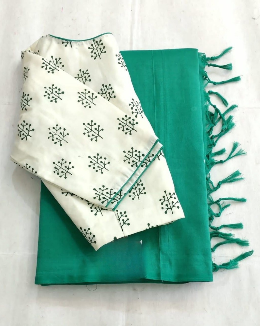 SUPER HIT KALAMKARI EKKAT PRINT READY MADE BLOUSE SAREEE