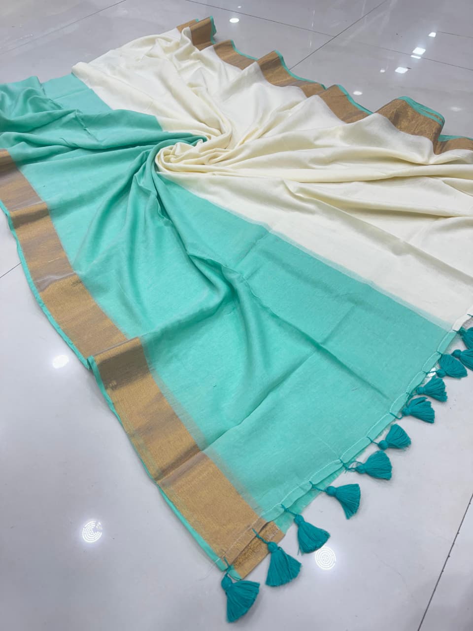 Half & Half South Mul Cotton Saree with Beautiful Pom pom