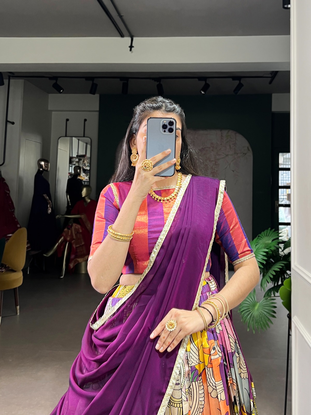 Kalamkari Print With Zari Weaving Border